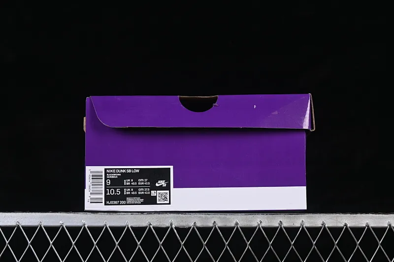 All categories Nk SB Dunk series Nk SB Dunk Low low-top sneakers Nike SB Dunk Low khaki black and red hook low-top casual sneakers HJ0367-200